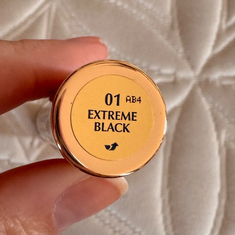 NWT Estée Lauder Sumptuous Extreme Lash Multiplying Volume Mascara Extreme Black